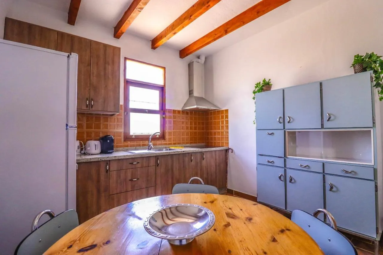 Rentaliday Casa Saro Arona  Spain
